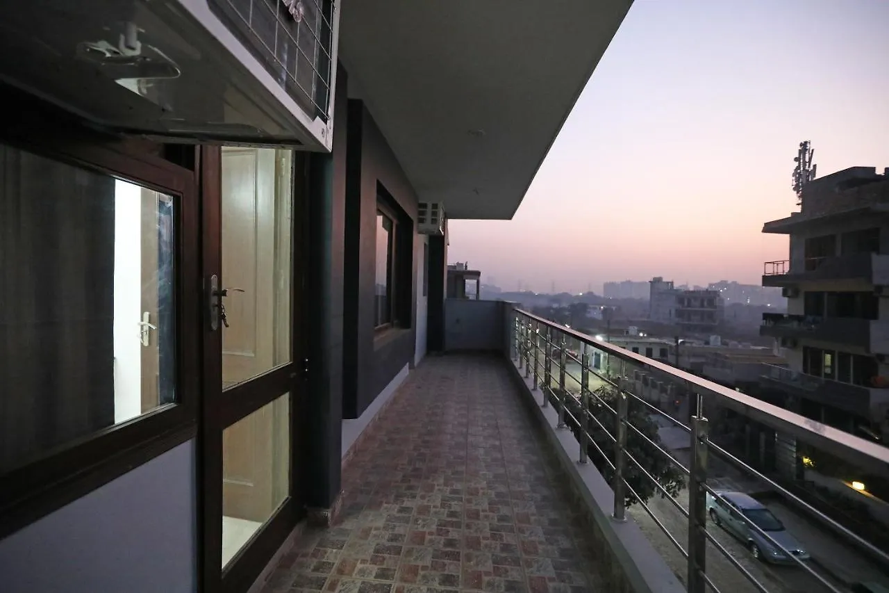 Oyo 11383 Hotel Go Rooms 古尔冈