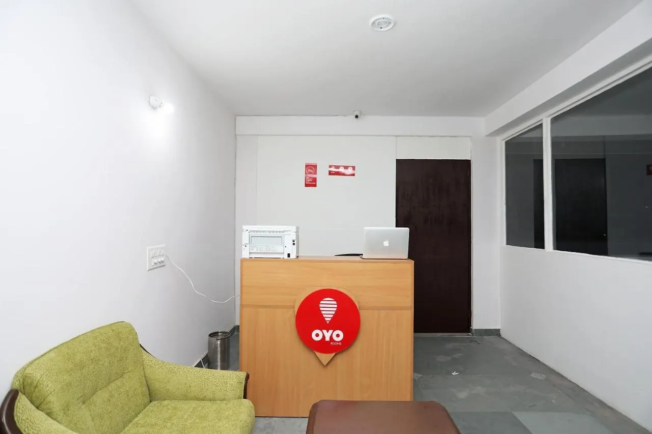 Oyo 11383 Hotel Go Rooms 古尔冈